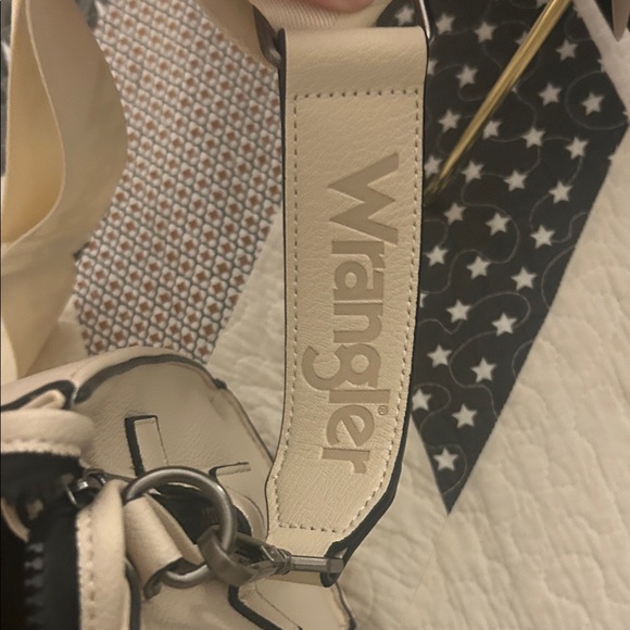 Wrangler Tan Satchel with Braided Detail - Picture 3 of 4